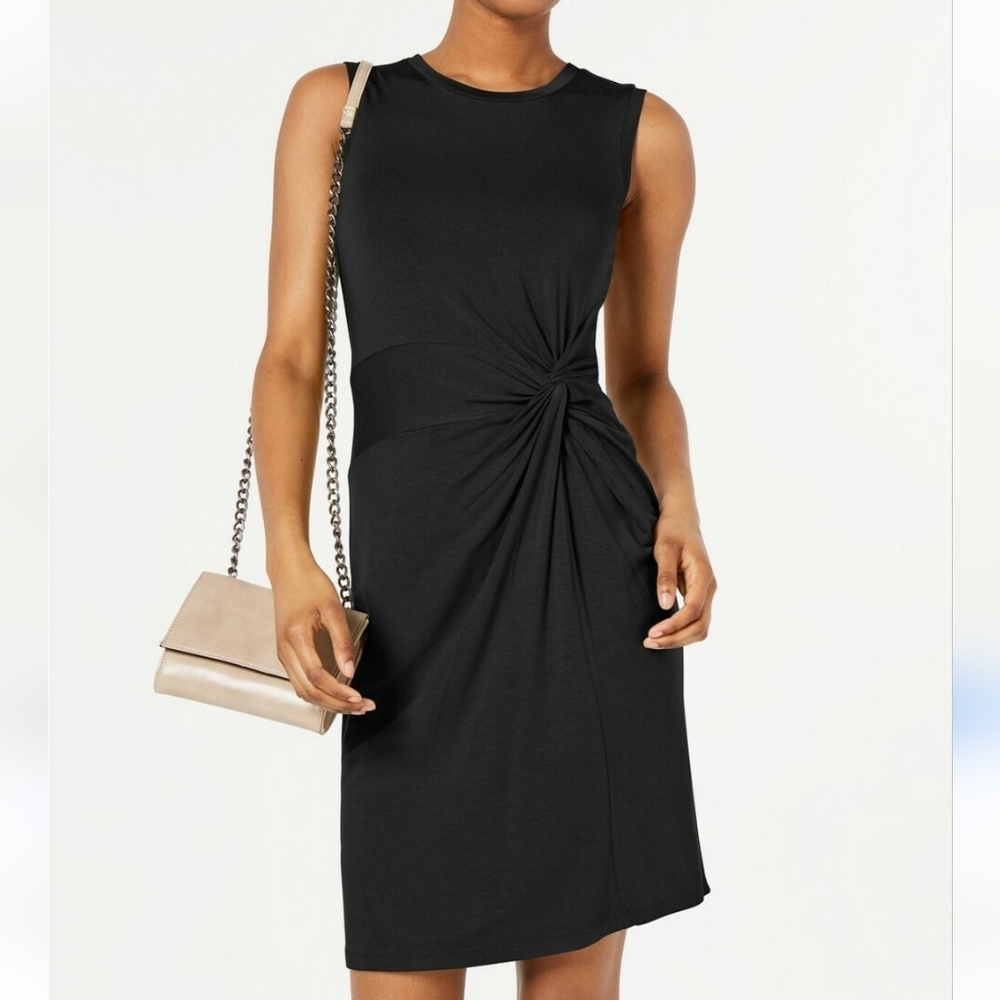 CHAUS New York elegant Black Sleeveless side knot Dress. Medium